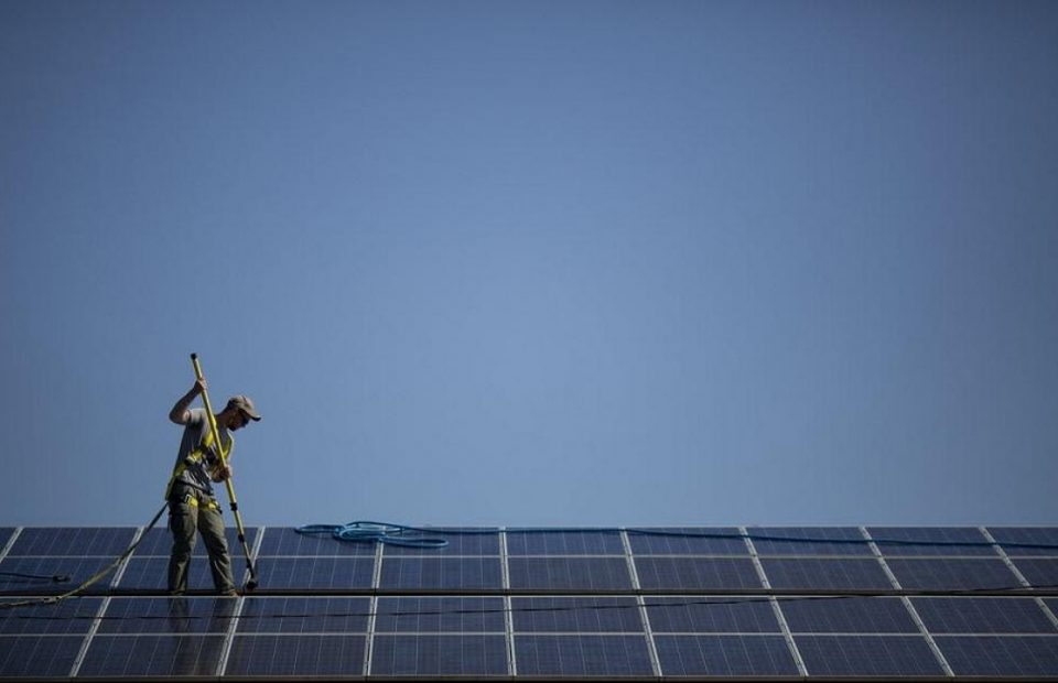 Gainesville Sun solar In: A Path Toward Renewable Energy | Our Santa Fe River, Inc. (OSFR) | Protecting the Santa Fe River gainesville-sun-solar