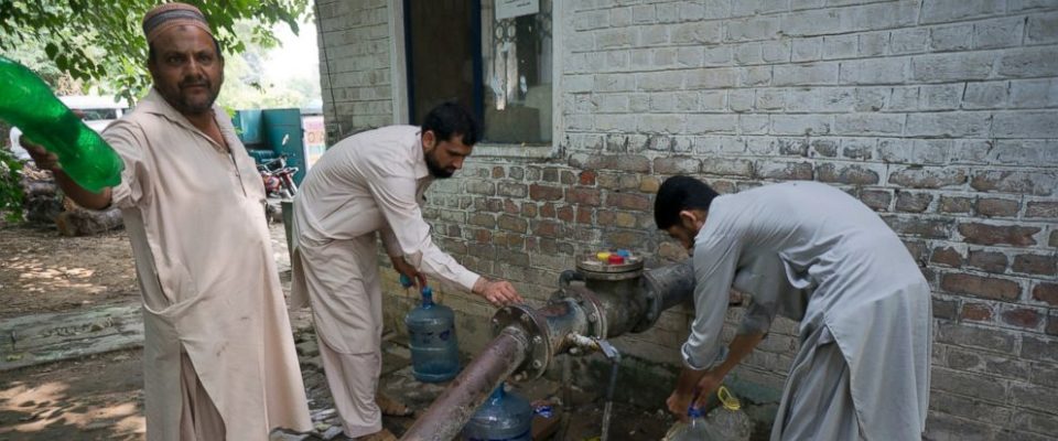 pakistan water In: Groundwater Poisoned in Pakistan (and in India, and in the US) | Our Santa Fe River, Inc. (OSFR) | Protecting the Santa Fe River