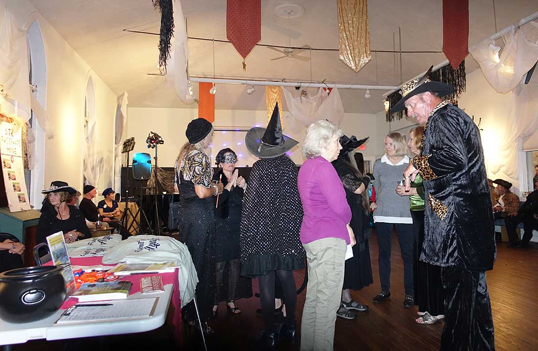 melrose volunteers In: Merriment In Melrose And For a Good Cause | Our Santa Fe River, Inc. (OSFR) | Protecting the Santa Fe River