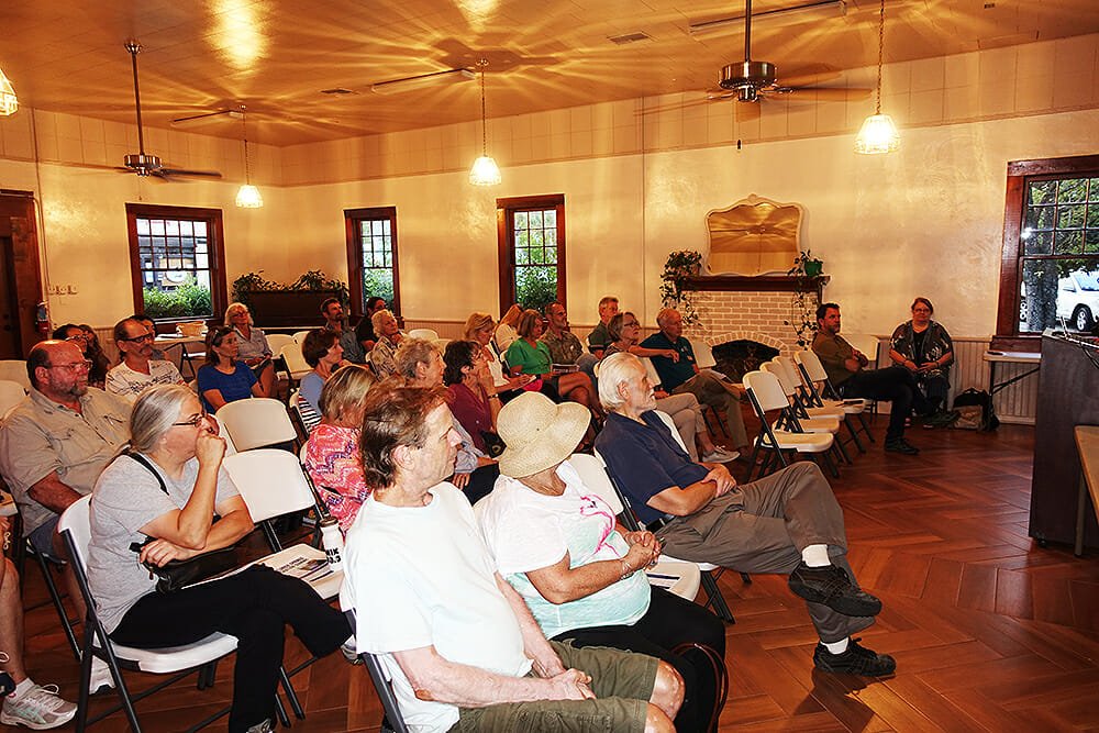 wvcrowd In: Dr. Robert Knight at Water Voices: "Clear Choices for Clean Water." | Our Santa Fe River, Inc. (OSFR) | Protecting the Santa Fe River wvcrowd In: Dr. Robert Knight at Water Voices: "Clear Choices for Clean Water." | Our Santa Fe River, Inc. (OSFR) | Protecting the Santa Fe River