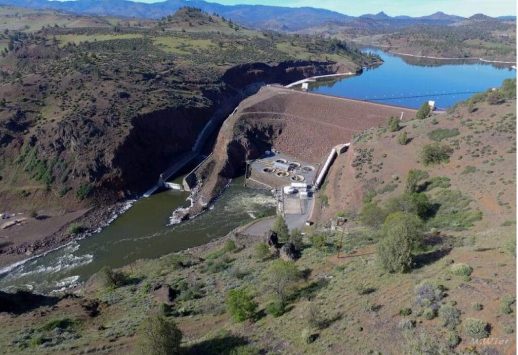 KlamathIronGateDam In: A Model For Florida--Look West | Our Santa Fe River, Inc. (OSFR) | Protecting the Santa Fe River KlamathIronGateDam In: A Model For Florida--Look West | Our Santa Fe River, Inc. (OSFR) | Protecting the Santa Fe River