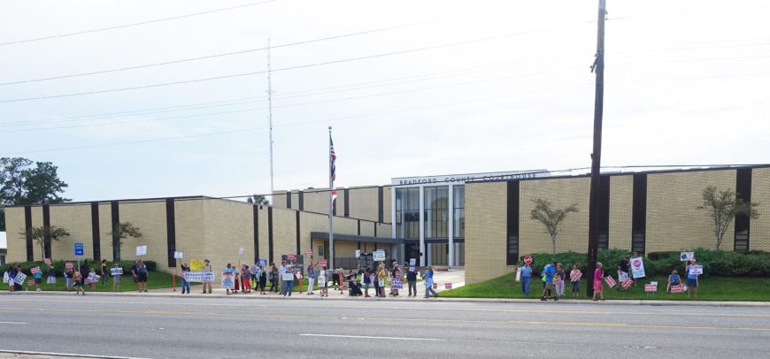 brfdrally2 In: Bradford County Packs Them In | Our Santa Fe River, Inc. (OSFR) | Protecting the Santa Fe River