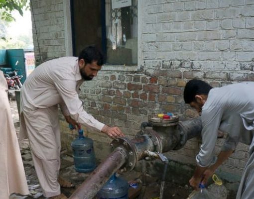 pakistan water In: Groundwater Poisoned in Pakistan (and in India, and in the US) | Our Santa Fe River, Inc. (OSFR) | Protecting the Santa Fe River