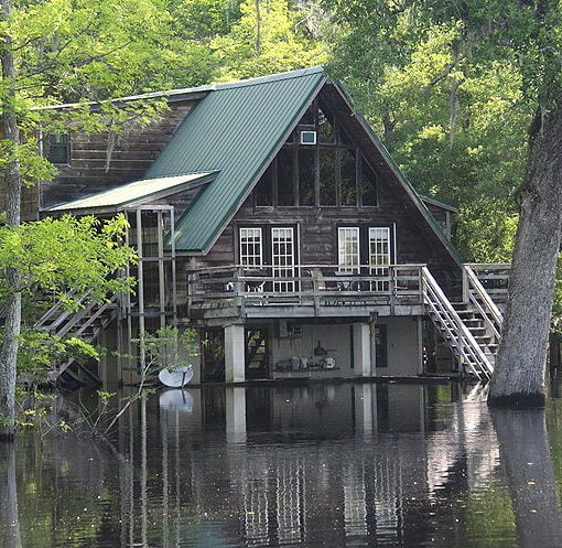 flooded bldg In: A Good Start, But Far to Go | Our Santa Fe River, Inc. (OSFR) | Protecting the Santa Fe River