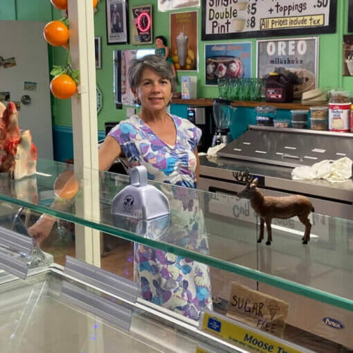 icecreamsocial2 1 In: FLORIDA CREAMERY’S 2ND YEAR ANNIVERSARY CELEBRATION ICE CREAM SOCIAL | Our Santa Fe River, Inc. (OSFR) | Protecting the Santa Fe River